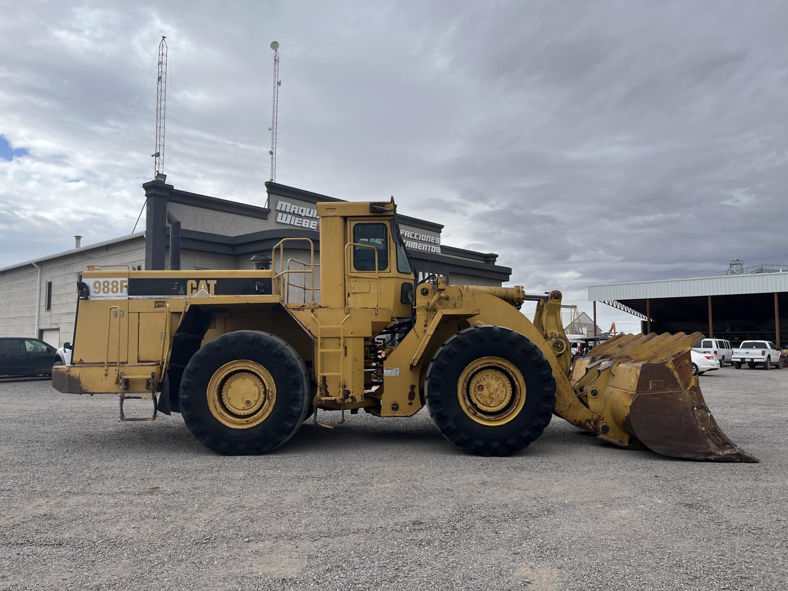 ./imagenes/INVOICE/2019/17401/CATERPILLAR 988F II (14).JPG